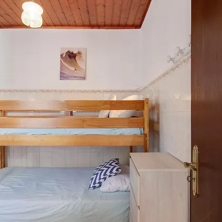 Moradia T2 Em Holiday home *